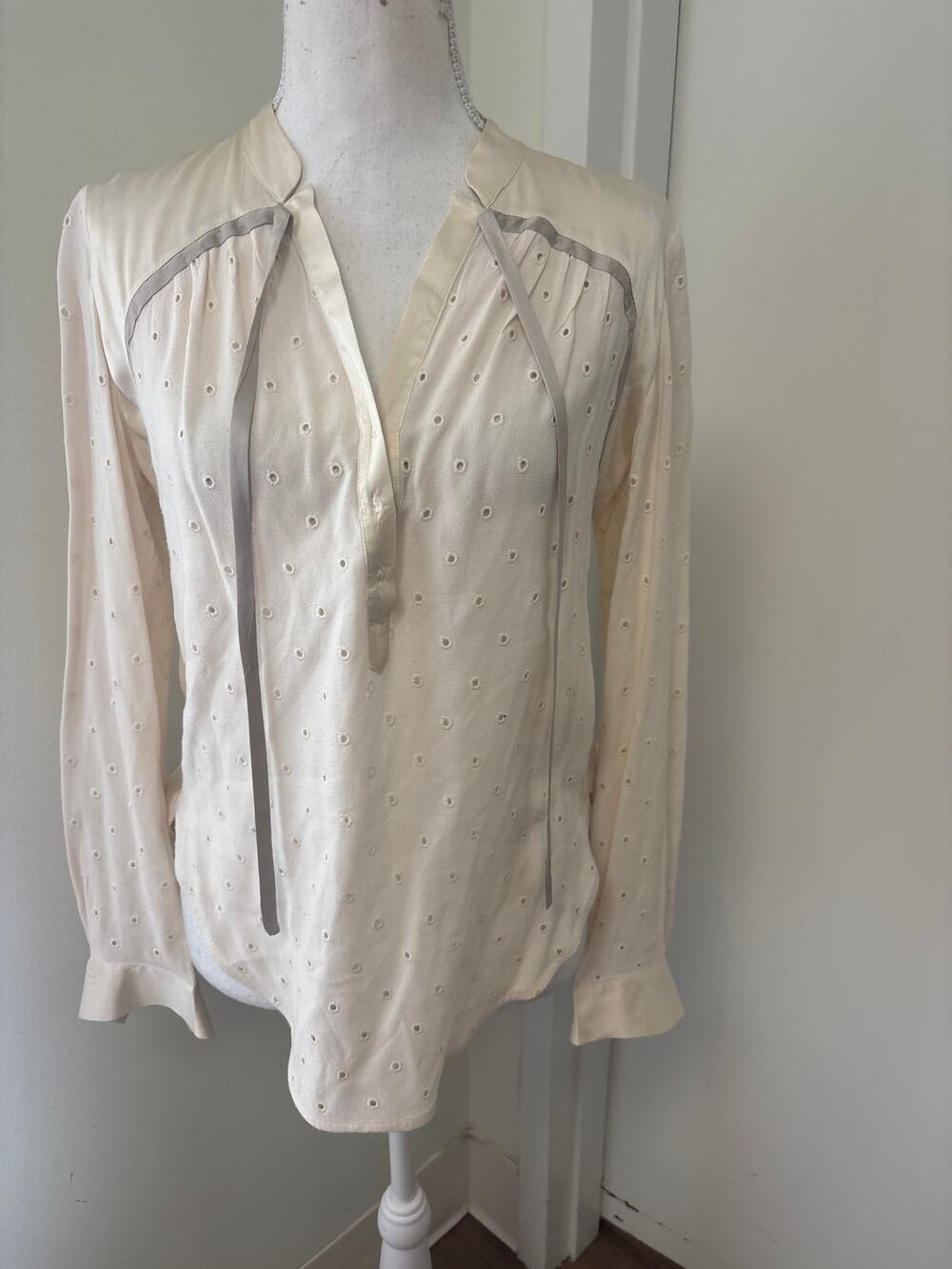 Rebecca Taylor Cream Eyelet Long Sleeve Mixed Media Shirt Sz 6